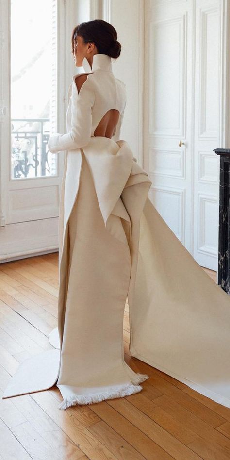 Fashion Forward Wedding, Modest Wedding Dresses With Sleeves, Unique Wedding Gowns, Wedding Dress Guide, Dress Guide, Wedding Dresses With Sleeves, Modest Wedding, فستان سهرة, Sleeve Wedding Dress