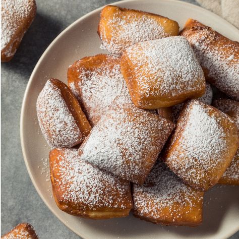 Baked Beignets Beignets Recipe Easy, Baked Beignets, French Beignets, French Donuts, Square Donuts, Beignet Recipe, Breakfast Recipes Easy Quick, New Orleans Recipes, Doughnut Recipe