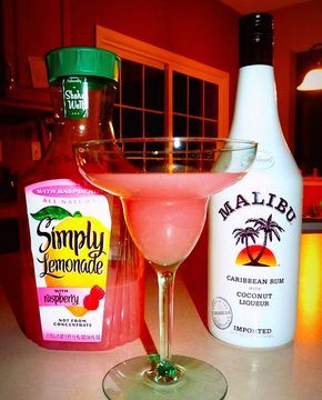 Simply Lemonade, Shochu, Malibu Rum, Vodka Drinks, Raspberry Lemonade, Think Food, Halloween Drinks, Slushies, Cocktail Drinks