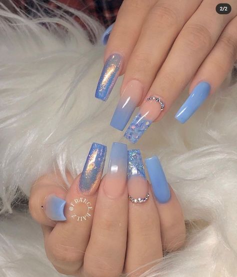 Light Blue Ombre Nails, Light Blue Ombre, Pastel Blue Nails, Light Blue Nail Designs, Blue Prom Nails, Blue Christmas Nails, Blue And Silver Nails, Blue Ombre Nails, Light Blue Nails