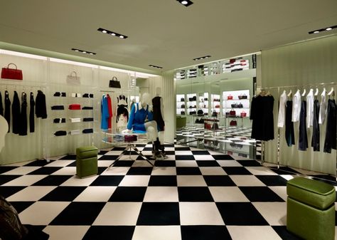 Prada Store Interior, Roberto Baciocchi, Prada Store, Mini Project, Flag Store, Boutique Interior Design, Store Interiors, Shop Window Design, Loft House