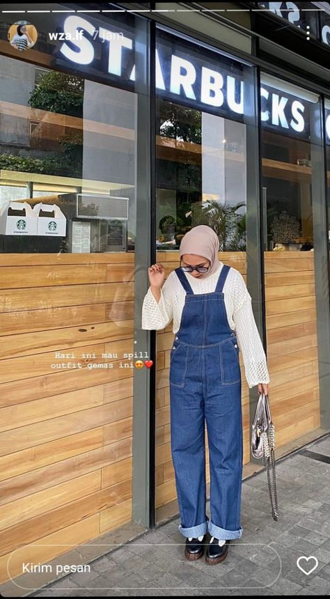 Ootd Jumpsuit Jeans, Outfit Baju Kodok, Ootd Jumpsuit Hijab Jeans, Overall Jeans Hijab, Outfit Overall Hijab, Jumpsuit Hijab Outfit, Ootd Jumpsuit Hijab, Ootd Overall, Overall Hijab