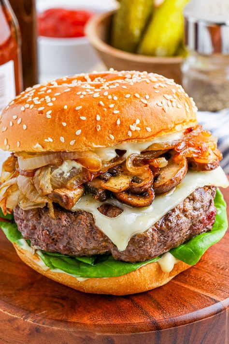 MUSHROOM SWISS BURGER - WonkyWonderful Mushroom Swiss Burger Recipe, Swiss Burger, Mushroom Swiss Burger, Burger Recipes Beef, Sautéed Mushrooms, Gluten Free Buns, Mushroom Burger, How To Cook Mushrooms, Diner Recipes