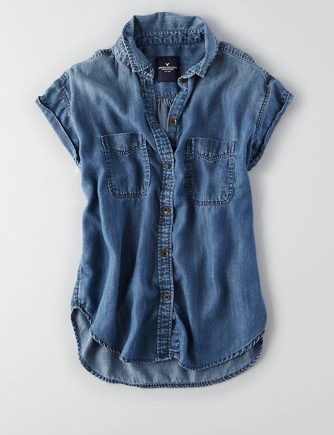 Display product reviews for AEO Chambray Button Down Shirt Summer Capsule Wardrobe, Chambray Top, Casual Summer Outfit, Mens Outfitters, Casual Summer Outfits, Autumn Fashion Women, Short Sleeve Button, Outfits Casuales, Denim Shirt