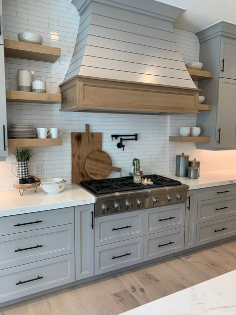 White And Wood Range Hood, Large Kitchen Range Hood Ideas, Shelves By Range Hood, Kitchen Hood With Open Shelving, Range Hood With Cabinets On Sides, Good Range Ideas, Range Hood Ideas With Open Shelving, Vent Hood With Open Shelving, Shelves Next To Range Hood