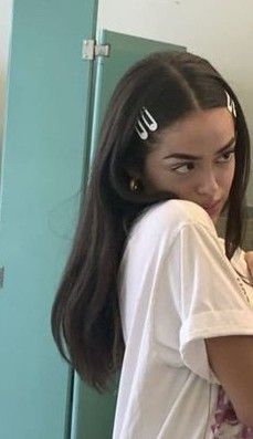 Κούρεμα Bob, Fishtail Braid, Hair Stylies, Hair Stylist Life, Hairstyles For School, Aesthetic Hair, Hairstyles Haircuts, Makeup Inspo, Pretty Hairstyles