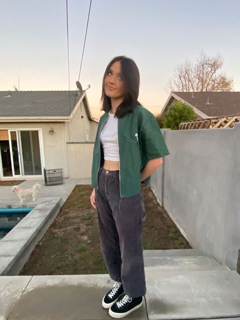 Masc Thrifted Outfits, Girly Masc Outfits, Feminine Tomboy Aesthetic, Fem And Masc Outfit, Indie Lesbian Outfits, Masc Outfit Ideas For Women, Masc Women Outfits Casual, Gay Bar Outfit Women, Bi Girl Outfit