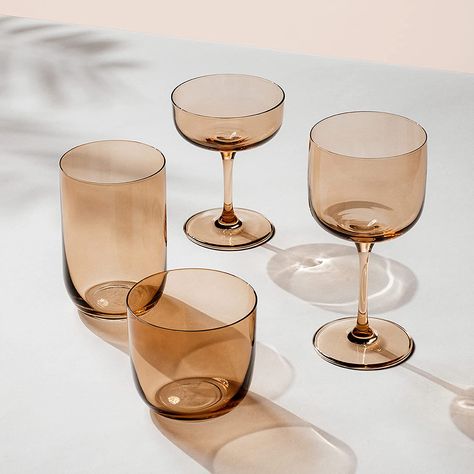 Plastic Wine Glasses Wedding, Brown Glassware Wedding, Coloured Glassware Table Settings, Brown Wine Glasses, Amber Wine Glasses, Goblet Wine Glasses, Wedding Glassware, Plastic Wine Glasses, Wedding Wine Glasses