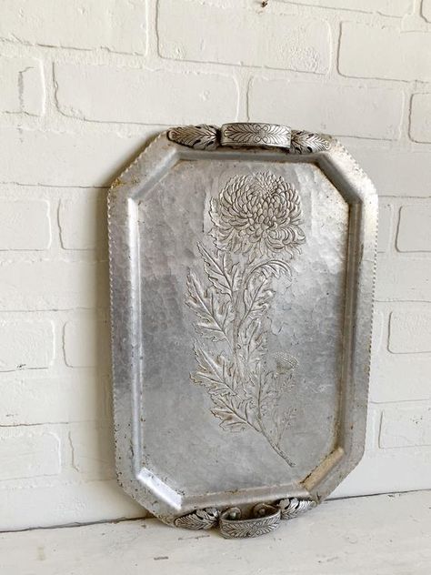 Vintage Aluminum Tray, Aluminum Tray, Hammered Tray, Hammered Platter, Floral Platter, Floral Servin Aluminum Kitchen, Aluminium Kitchen, Vintage Ironstone, Aluminum Tray, Kitchen Ware, Estate Sale Finds, Canister Sets, Trinket Tray, Serving Piece