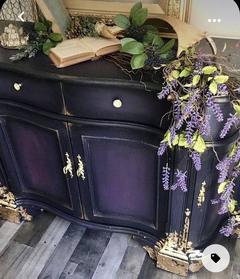 Purple Furniture, Gothic Furniture, Diy Furniture Renovation, Furniture Rehab, Furniture Renovation, Painting Furniture Diy, Funky Furniture, Refurbished Furniture, Paint Furniture