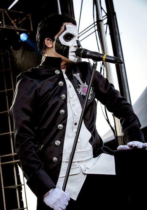 Special Ghoul Ghost Rock Band, Papa Emeritus Iii, Ghost Banda, Ghost Papa Emeritus, Papa Emeritus, Ghost Papa, Band Ghost, Ghost And Ghouls, Ghost Bc