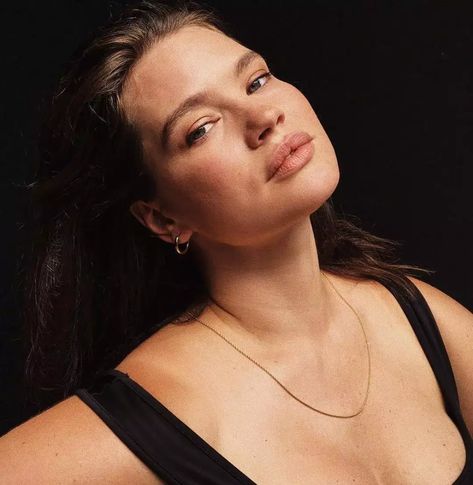 Tara Lynn - Age, Height, Weight, Net Worth, Boyfriend, 2022 - Net Worth Tara Lynn Model, Tara Lynn, Stay In Shape, Ex Boyfriend, Height And Weight, Sweet Girls, Net Worth, Love Her, Actresses