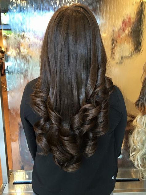 Curls End Curls Hairstyle, Curled Fancy Hairstyles, Curled Hair At The End, Long Hair Curled Ends, Bride Curled Hair Down, Straight Hair Curly Ends, Curls At The Bottom Of Hair, Medium Curled Hair, Curled Ends Hairstyles