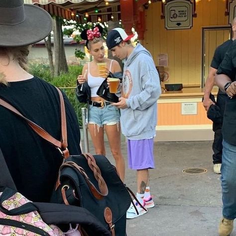 Justen Beber, Relashionship Goals, Hailey Baldwin Street Style, Justin Bieber Images, Justin Bieber Wallpaper, Justin Hailey, Friend Goals, Best Friend Goals, Hailey Baldwin