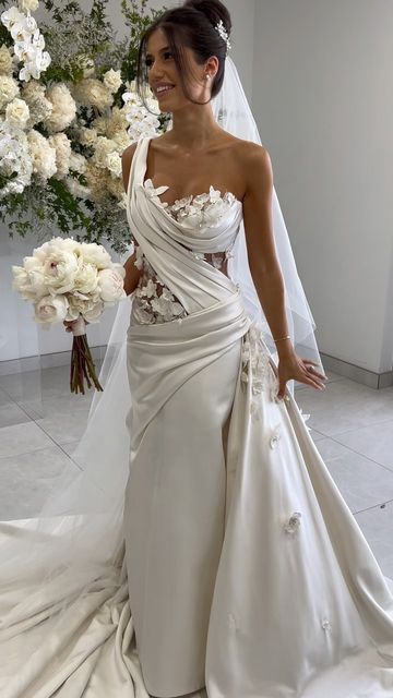 Custom Wedding Dresses, Chic White Floral Wedding Dress, Luxury White Couture Dress, Couture Wedding Dress With Sheer Bodice, Luxury Avant-garde Wedding Dress, Extravagant Wedding Dresses Olivia Bottega™ Wedding Dresses & Formal Gowns, Mom Daughter Outfits, Wedding Dress Gallery, Stylish Wedding Dresses