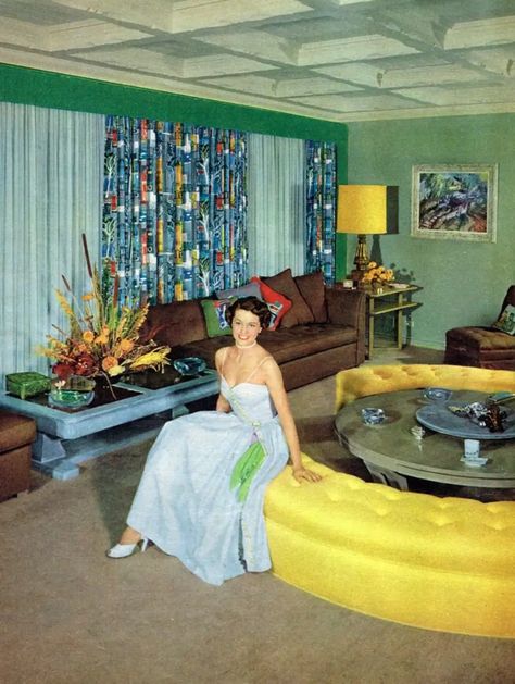 100 Years of Style: Living Rooms Through the Decades | Apartment Therapy 1950s Living Room, Sala Vintage, Retro Rooms, Cyd Charisse, Living Vintage, Retro Living Rooms, Retro Funny, Mid Century Living, Mid Century Living Room