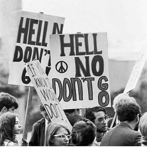 60s Protest Signs, Vietnam Protest Signs, Vietnam Protest, Protest Against Government, Protest Posters, Punk Protests In 1970, Protest Signs, History Magazine, Camping Signs