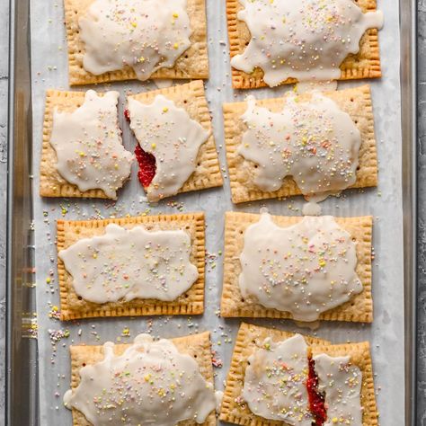 Childhood Snack Recipes, Strawberry Pop, Strawberry Pop Tart, Pop Tart, Real Fruit, Hand Pies, How Sweet Eats, Yummy In My Tummy, Breakfast Foods