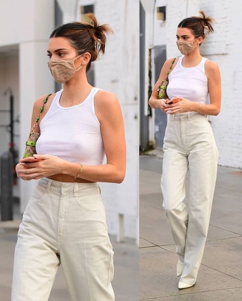 Outfit With White Shoes, Outfit Aesthetic Dress, Kylie Jenner Kim Kardashian, Tank Tops Outfit, Kendall Jenner Kylie Jenner, Secret Aesthetic, Miami Outfits Night, Victoria's Secret Aesthetic, Green Gucci