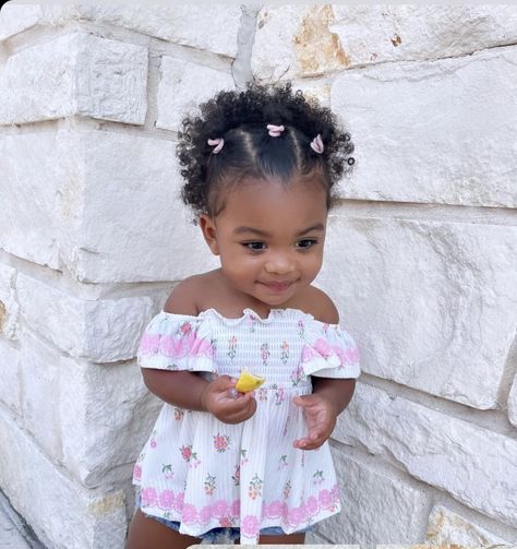 Biracial Baby Hairstyles, Mixed Babies Hairstyles, Toddler Curly Hairstyles Girl Black, Afro Baby Hairstyles, Hairstyles For Black Baby Girl Hair, Toddler Afro Hairstyles Girl, Curly Hairstyles For Toddler Girl, Baby Girl Natural Hairstyles, Hairstyles For Black Babies