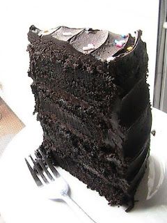 Special Dark Cocoa Recipes, Hershey Cake, Chocolate Cake Icing, Dark Chocolate Cake Recipes, Hershey Chocolate Cakes, Hershey Recipes, Cocoa Cake, Dark Chocolate Cake, Best Chocolate Desserts