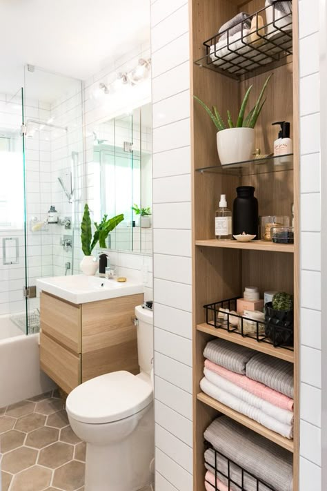 Built In Storage Around Toilet, Built In Above Toilet, Linen Shelves, Large Ensuite, Bathroom Linen Closet, Concrete Tile Floor, Concrete Vanity, Bathroom Niche, Ikea Built In