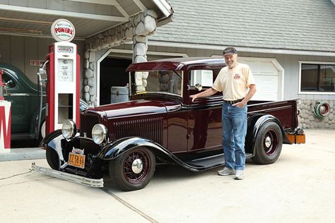 1932 Ford pickup is all hot rod Jeep Pickup Truck, Rat Rod Trucks, Best Pickup Truck, Rat Rod Pickup, Hot Rod Pickup, Street Rodder, Ford Hot Rod, Rat Rods Truck, 32 Ford