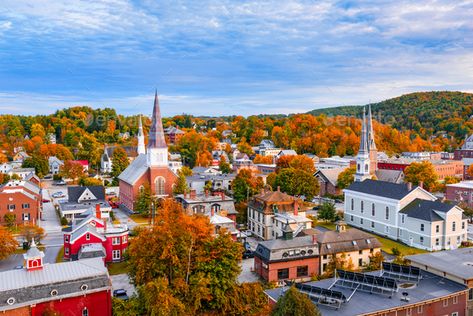 Montpelier Vermont, Places In America, Lake Champlain, United Airlines, Road Trip Fun, Scenic Drive, Weekend Trips, Fall Foliage, In The Fall