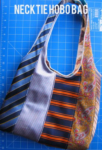 Sew & Serge a Neck Tie Hobo Bag – Free Tutorial + How To Sew With Silk And Silk-like Fabrics Sewing With Ties, Necktie Bag, Tie Projects, Necktie Purse, Necktie Crafts, Old Ties, Hipster Bag, Tie Quilt, Tie Crafts