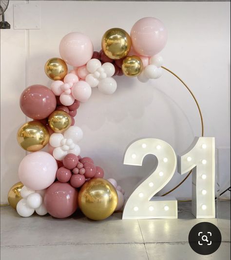 21st Birthday Party Decor, Light Pink Birthday, Storch Baby, 21st Decorations, 21st Birthday Balloons, 21 Balloons, 40th Birthday Balloons, 50th Birthday Balloons, 21st Birthday Girl