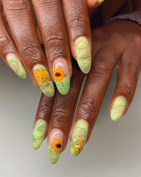 Gorgeous Bright Summer 2023 Nails Design - davidreed.co 2 Tone Nails, 2023 Nails, Cute Sunflower, Sunflower Nails, Bright Summer Nails, Spring Nail Trends, Simple Gel Nails, Cute Summer Nails, Bright Nails