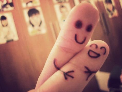 Extraordinary Love: When Was Your Last Date Night with Your Soul Mate? Do you go on dates with your husband? Happy 4th Anniversary, Finger Art, Smiley Faces, Ex Machina, I Smile, Bones Funny, Make Me Happy, Paw Print Tattoo, Make You Smile