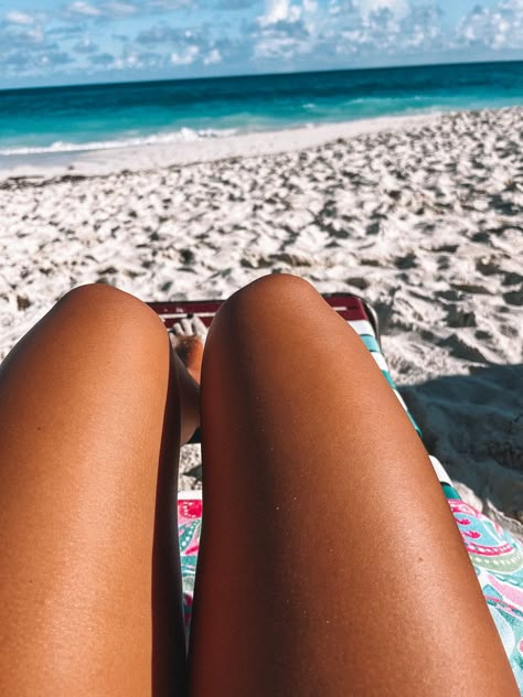 Best Tanning Oil, Tanning Goals, Tanning Beach, Healthy Tan, Summer Instagram Pictures, Getting Ready For Summer, Beach House Vacation, How To Get Tan, Beach Tan