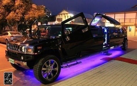 18th Decorations, Burgundy Quince, Limousine Interior, Prom Car, Limo Black, Hummer Limo, Limo Party, Jet Privé, Limousine Car