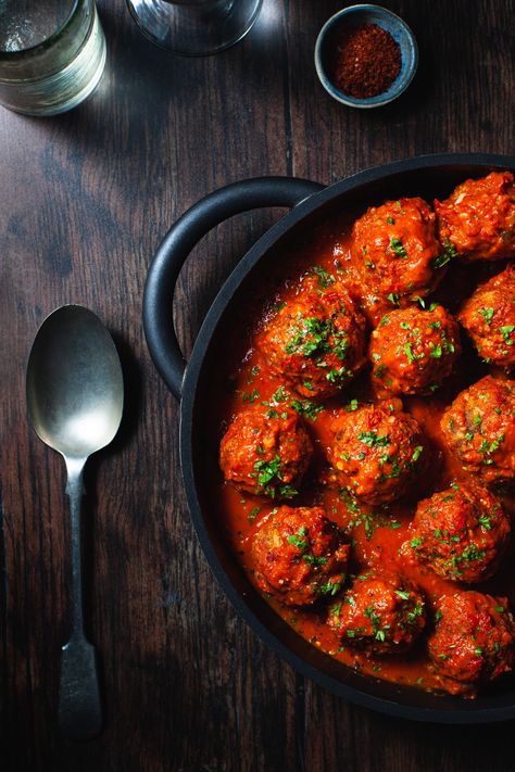 Turkish-Style Meatballs with Spiced Red Pepper Sauce - Ainsley Harriott Turkish Meatballs, Meatball Stew, Pepper Paste, Red Pepper Sauce, Mince Recipes, Turkish Style, Red Sauce, Pepper Sauce, Turkish Recipes