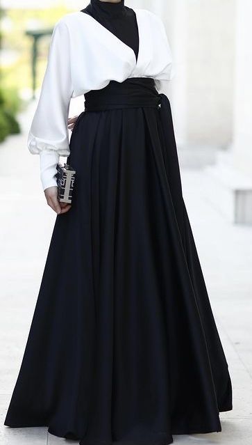 Suit And Dress Outfit, Monochrome Aesthetic Outfits, High Waisted Skirt Outfit, Black And White Outfit, Old Fashion Dresses, Clothing Design Sketches, Dresses To Wear, White Outfit, Muslimah Fashion