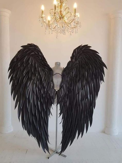 Costume Halloween Homme, Black Angel Costume, Angel Wings Cosplay, Angel Halloween Costumes, Angel Wings Costume, Cosplay Wings, Black Angel Wings, Black Angel, Angel Costume