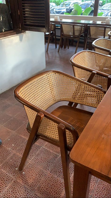 Rattan Furniture Aesthetic, Japandi Palette, Jali Furniture, Rattan Ideas, Modern Wood Chair, India Palace, Wooden Accent Chair, Furniture Aesthetic, Resort Furniture