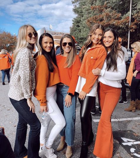 Clemson Gameday Outfit Cold, Fall Game Day Outfit College, Gameday Outfit Cold, Football Game Outfit Fall, Clemson Gameday Outfit, Clemson Gameday, College Football Game Outfit, College Gameday Outfits, Super Cute Hairstyles