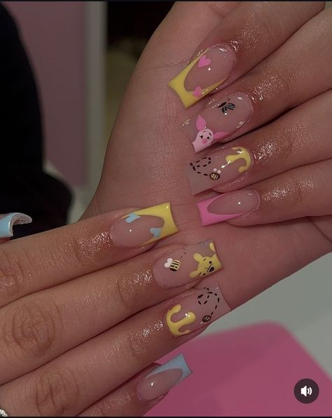 Classic Simple Nail Designs, Non Acrylic Nail Designs, Nails With Disney Designs, Winnie Pooh Nails Art Designs, Moana Acrylic Nails, Acrylic Nails Cartoon Art Designs, Winnie The Pooh Gender Reveal Nails, Short Nails Ideas 2024, Daycare Nails