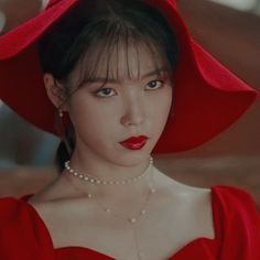 Jang Man Wol, Iu Hair, Korean Actresses, Cute Actors, Kdrama Actors, Looks Chic, Red Aesthetic, Korean Actress, Girl Icons