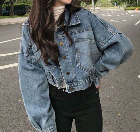 9aa42b31882ec039965f3c4923ce901bdesc44803183ri Jacket Outfit Women, Looks Pinterest, Denim Jacket Outfit, Jacket Outfit, Korean Girl Fashion, Causual Outfits, Kpop Fashion Outfits, Casual Style Outfits, Korean Outfits