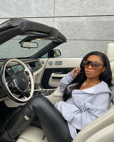 THE ItGIRL 💎 on Instagram: “Throw me the keys, I’m taking the rolls 😘 | car from @777exotics” Girl Driving, Aaliyah Jay, Black Girls Luxury Lifestyle, Aaliyah Style, Luxury Lifestyle Women, Luxe Life, Black Luxury, Future Lifestyle, Women's Casual Style