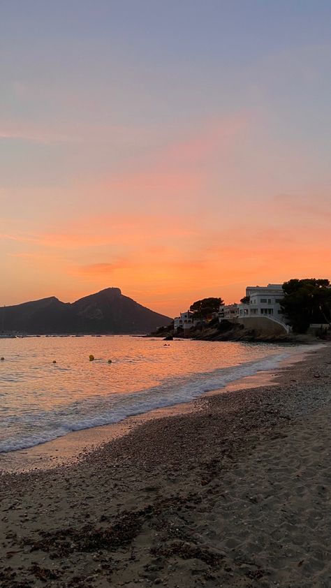 #sunset #summer #mallorca #spain #sky #majorca #holiday #beach #sea Majorca Spain Aesthetic, Majorca Beach, Majorca Palma, Sunset Spain, Mallorca Spain Soller, Mallorca Mountains, Majorca Spain, Sunset Summer, Mallorca Spain