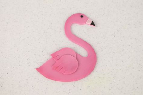 Bday Pool Party, Flamingo Cakes, Flamingo Projects, Flamingle Party, Birthday Food Ideas, Flamingo Cake Topper, Beach Cake, Summer Cake, Flamingo Cake