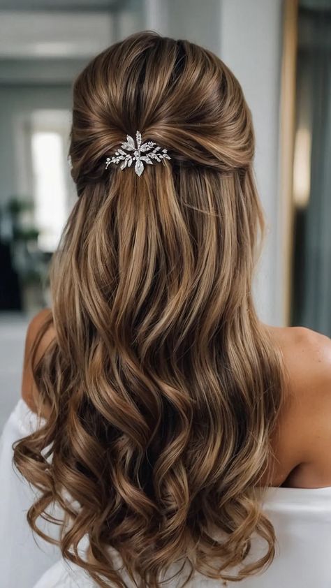 Champagne And Chanel Wedding Hair, Wedding Hairstyles From Front View, Bridal Hair For Medium Length With Veil, Simple Yet Elegant Hairstyles, Hair Styles For Medium Hair Wedding, Wedding Hairstyles With Hair Piece, Asian Wedding Hair Down, Shoulder Length Bridal Hair Down, Half Up Medium Hair