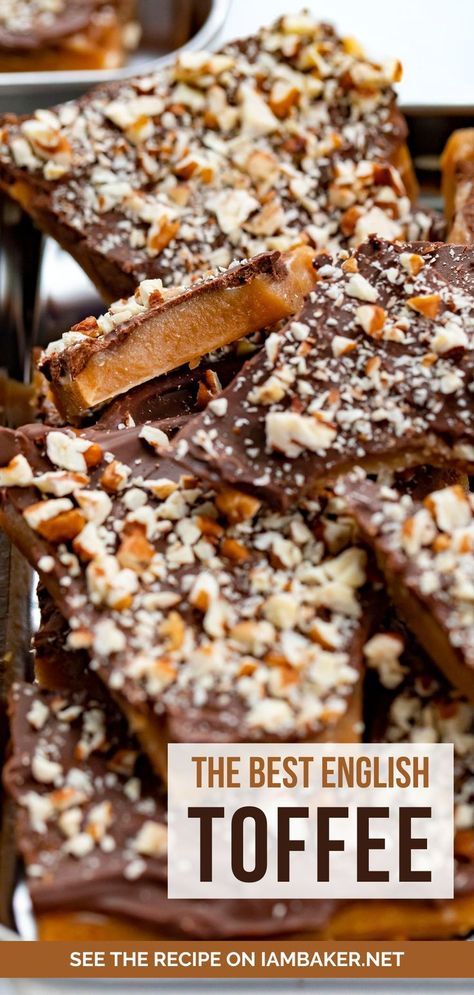 Pieces of chocolate and nut covered toffee in a tray and broken sporadically. Homemade English Toffee, English Toffee Recipe, Homemade Toffee, Easy Candy Recipes, Toffee Recipe, English Toffee, Christmas Baking Recipes, Butter Toffee, Candy Recipes Homemade