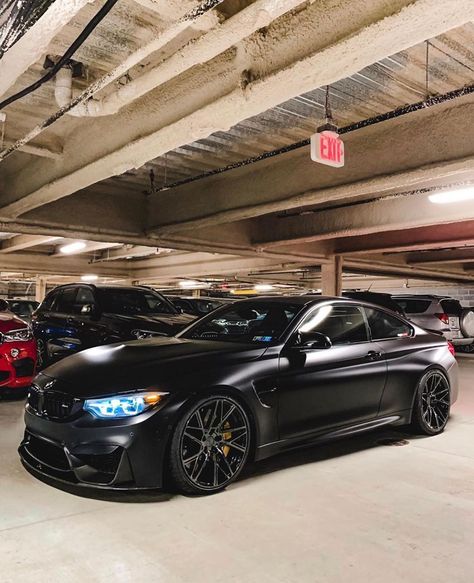 Bmw M4 F82 Competition, Bmw M4 F82 Black, Bmw M4 Competition Black, M4 Competition F82, Black Bmw Wallpapers, Bmw Couple, M8 Bmw, M4 Bmw, Bmw Bike