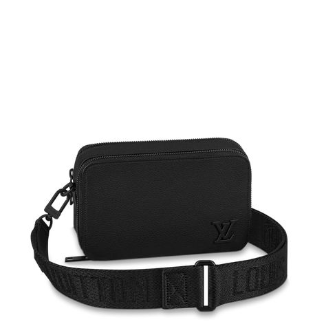 Portefeuille Wearable Alpha LV AEROGRAM - Sacs de luxe | Homme | LOUIS VUITTON Louis Vuitton Sling Bag, Crossbody Louis Vuitton, Tas Louis Vuitton, Sling Bag Men, Lv Shoulder Bag, Black Men Fashion Urban, Sportswear Outfits, Delivery Bag, Cute Nike Outfits