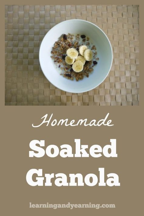 Soaking oats makes them much easier for our body to digest. Here's a great recipe for making homemade soaked granola! Soaking Oats, Soaked Granola, Soaked Oats, Breakfast Prep, Phytic Acid, Herb Recipes, Sugar Free Desserts, Homemade Granola, Real Ingredients